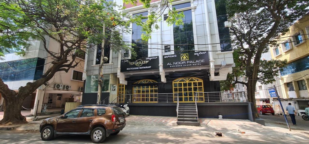 Al Noor Palace Bangalore Exteriör bild