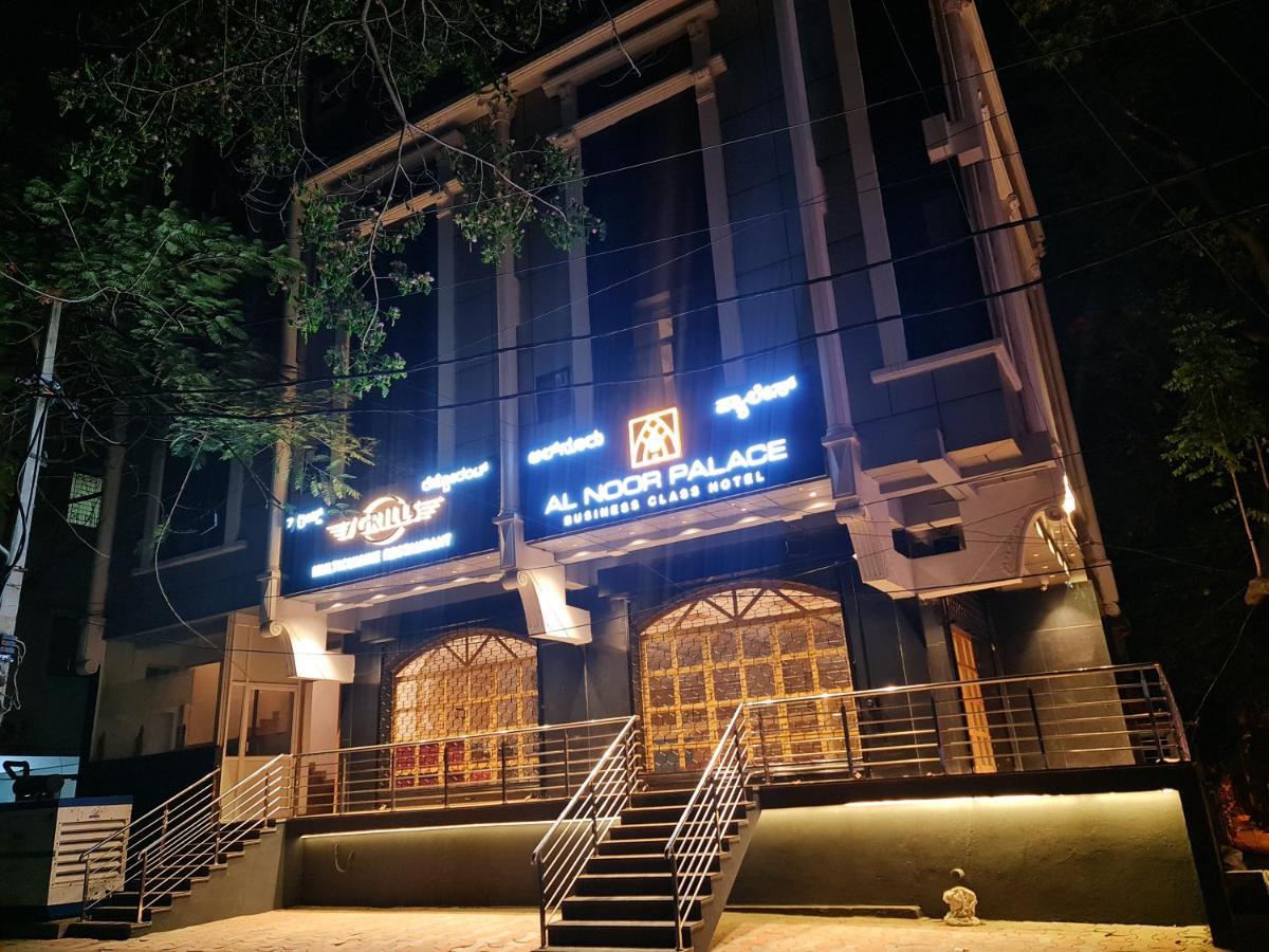 Al Noor Palace Bangalore Exteriör bild